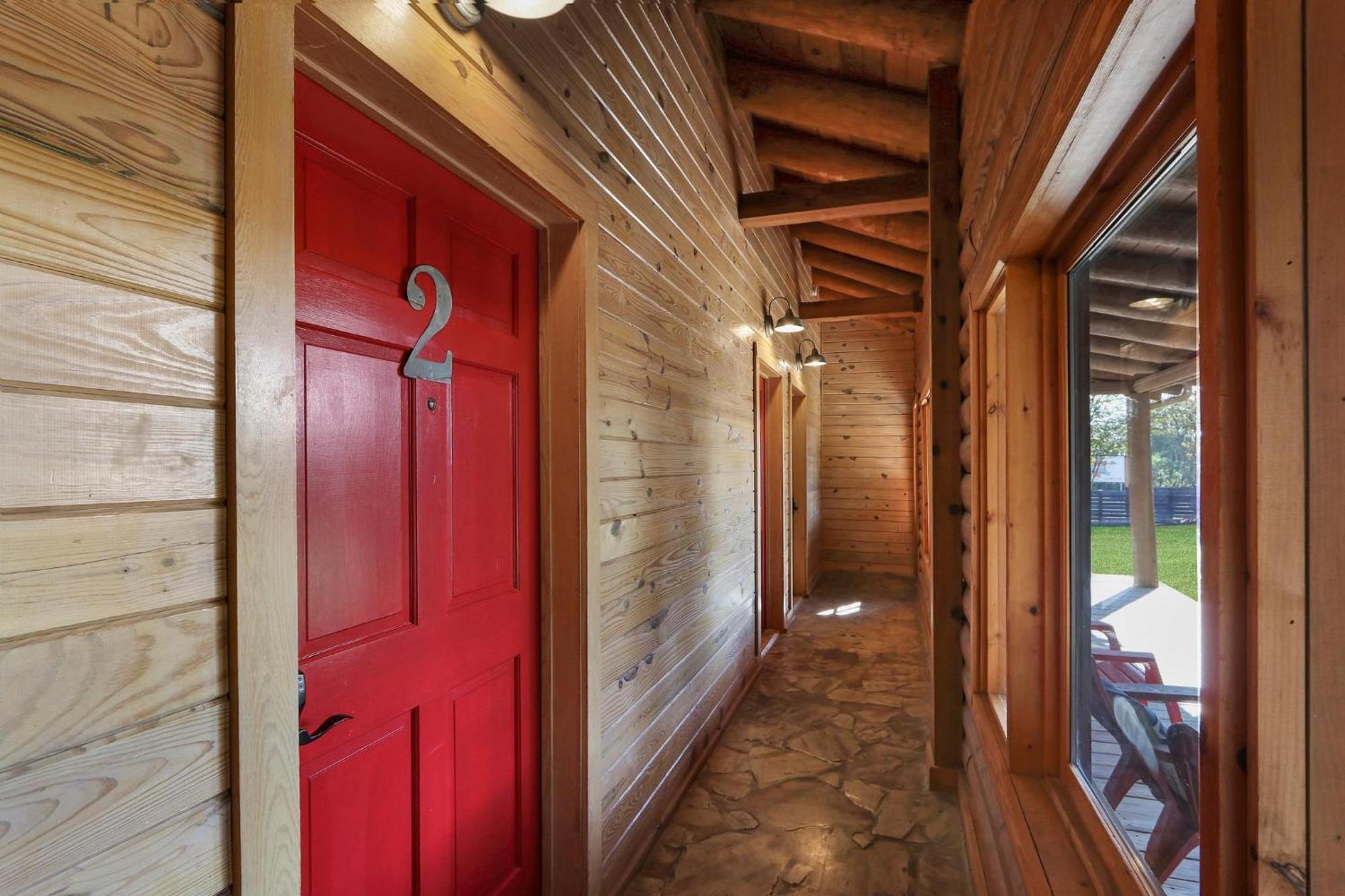 Wimberley Log Cabins Resort And Suites- Unit 2 Zewnętrze zdjęcie